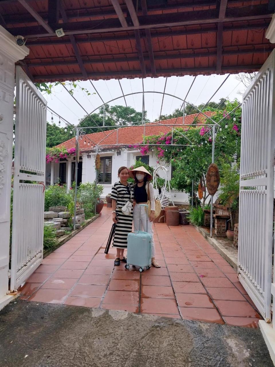 Nha Xanh Homestay Ниньбинь Экстерьер фото